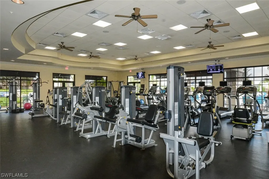 10610 Smokehouse Bay Drive Naples FL 34120