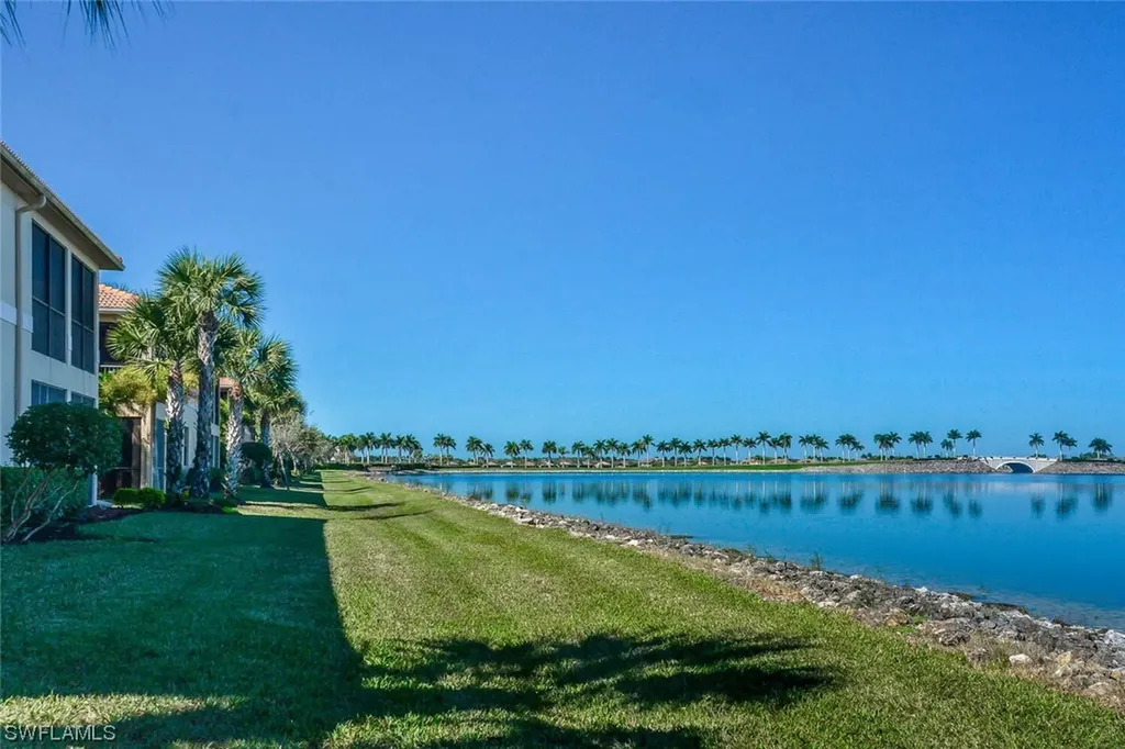 10610 Smokehouse Bay Drive Naples FL 34120