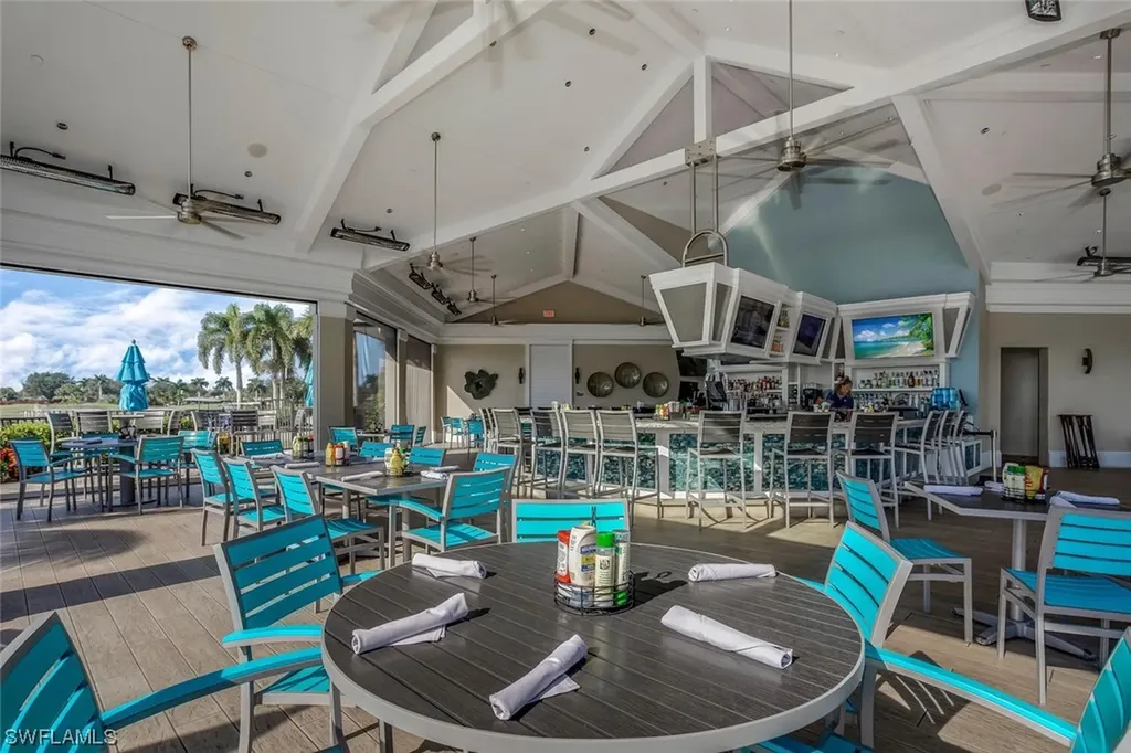 10610 Smokehouse Bay Drive Naples FL 34120