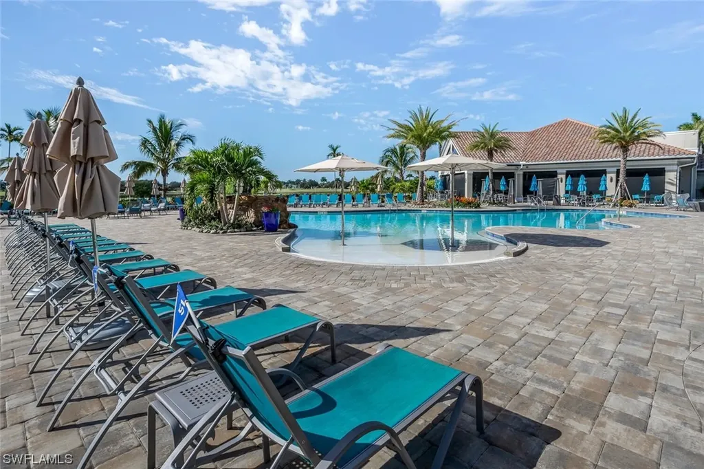 10610 Smokehouse Bay Drive Naples FL 34120