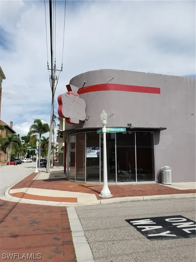 2754 Providence Street Fort Myers FL 33916