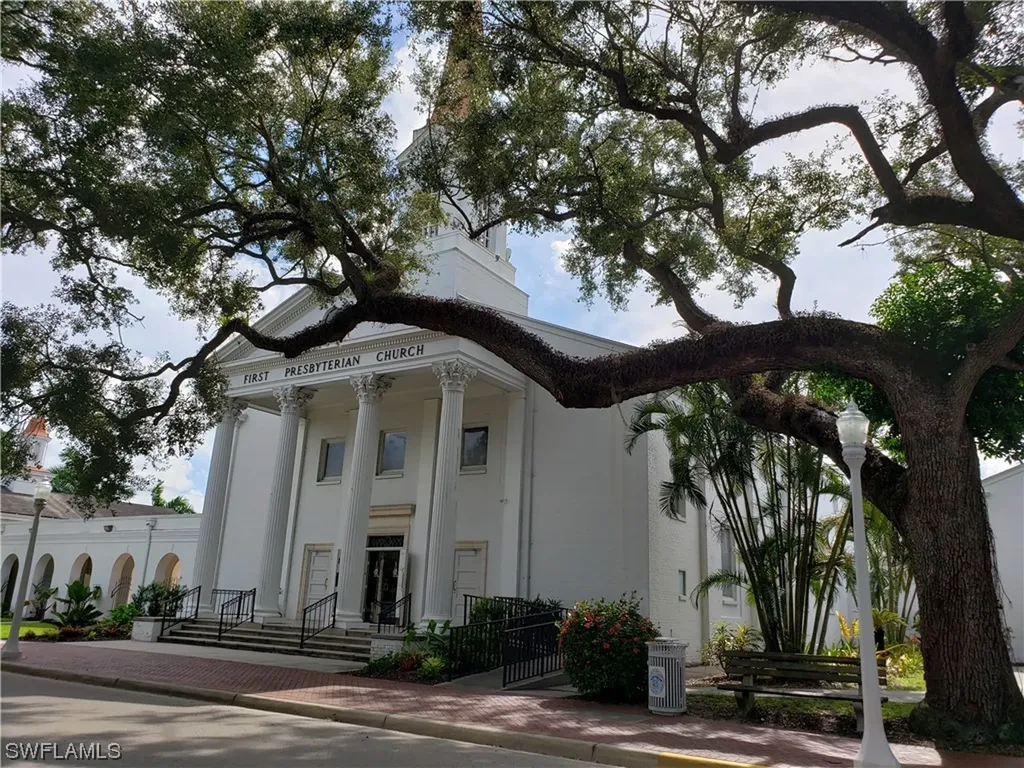 2754 Providence Street Fort Myers FL 33916