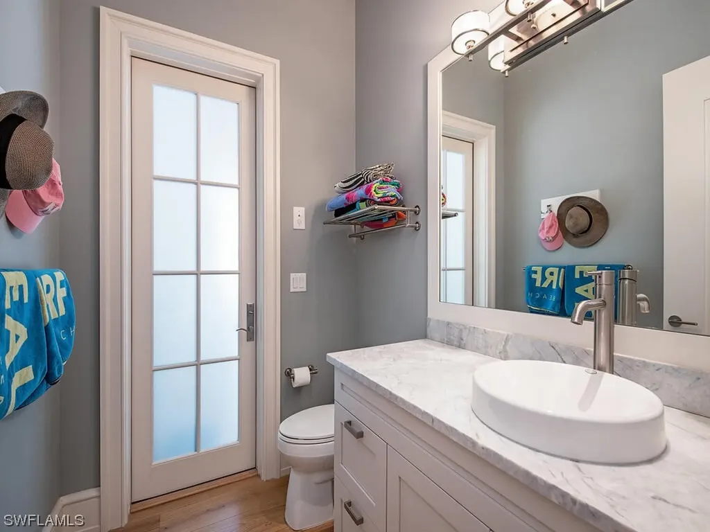 972 9th Avenue S Naples FL 34102