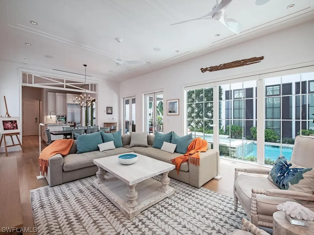 972 9th Avenue S Naples FL 34102