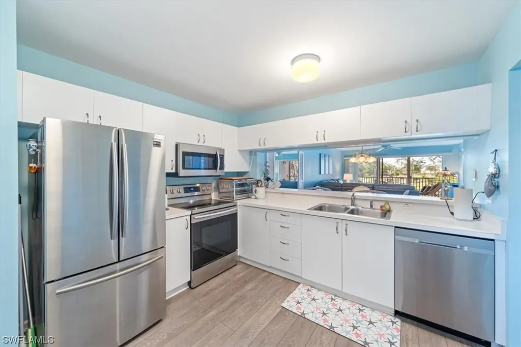 1001 Eastham Way Naples FL 34104