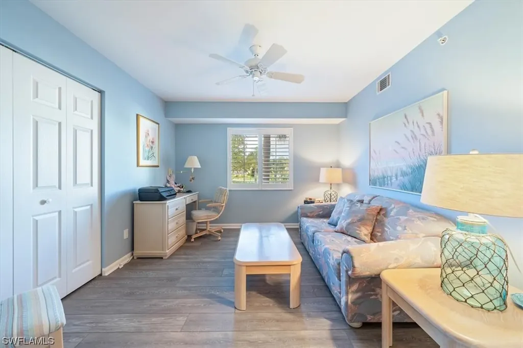 1001 Eastham Way Naples FL 34104