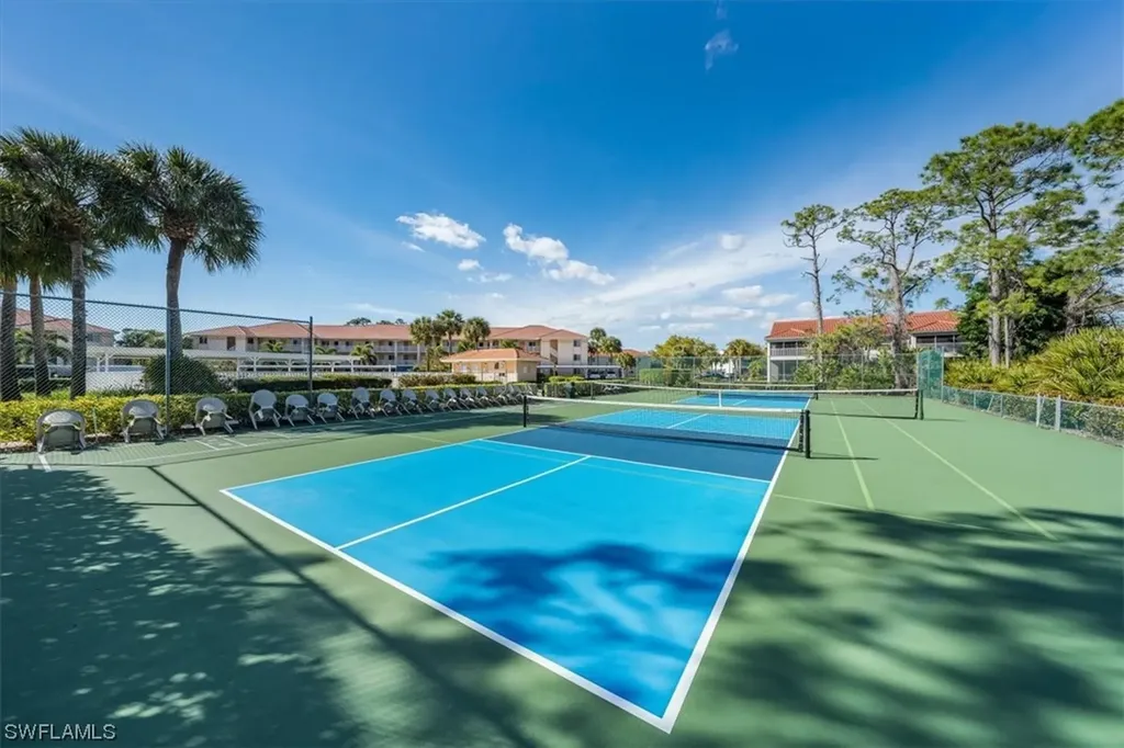 1001 Eastham Way Naples FL 34104
