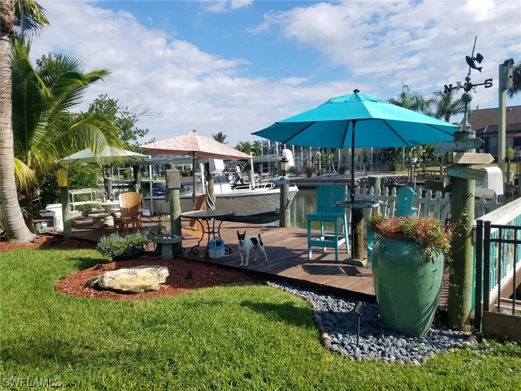 409 Luzon Avenue Naples FL 34113