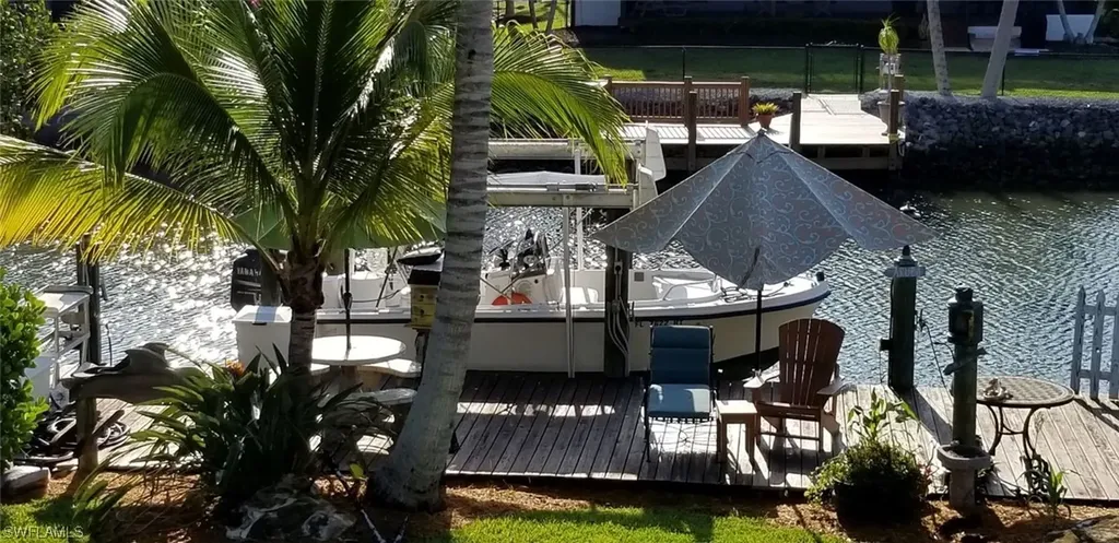 409 Luzon Avenue Naples FL 34113