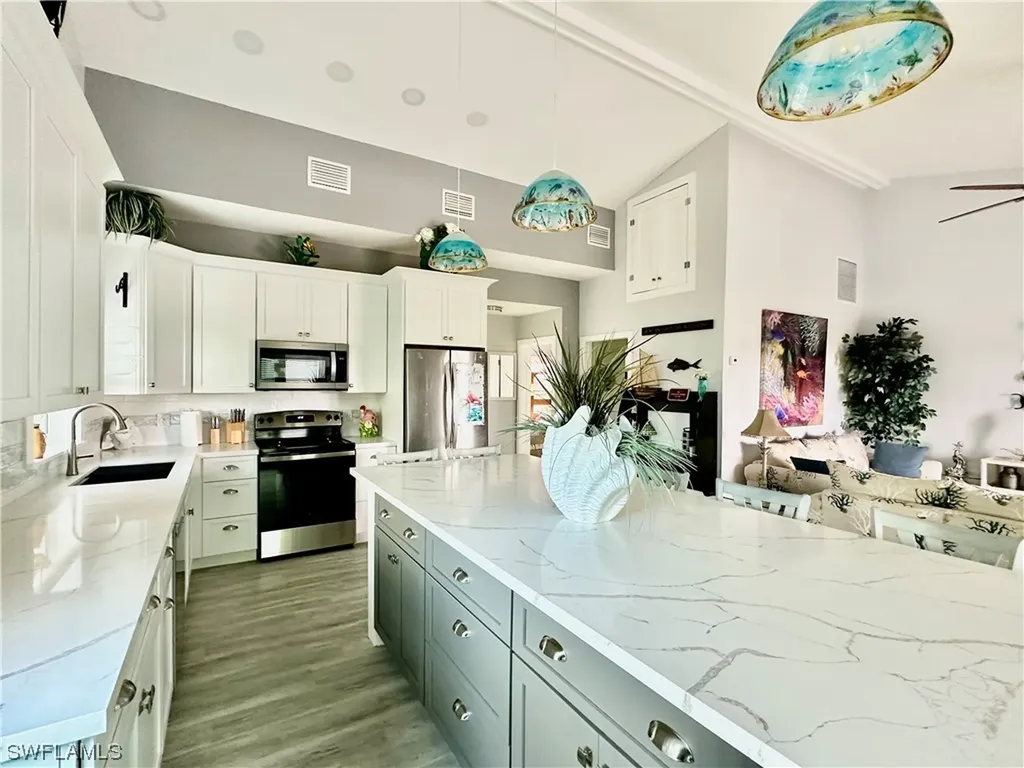 3770 Park Avenue Park Avenue Big Pine Key FL 33043