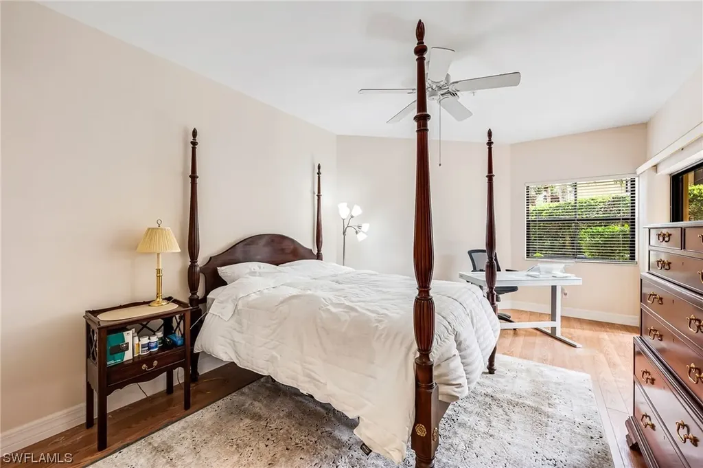 195 Vintage Circle Naples FL 34119
