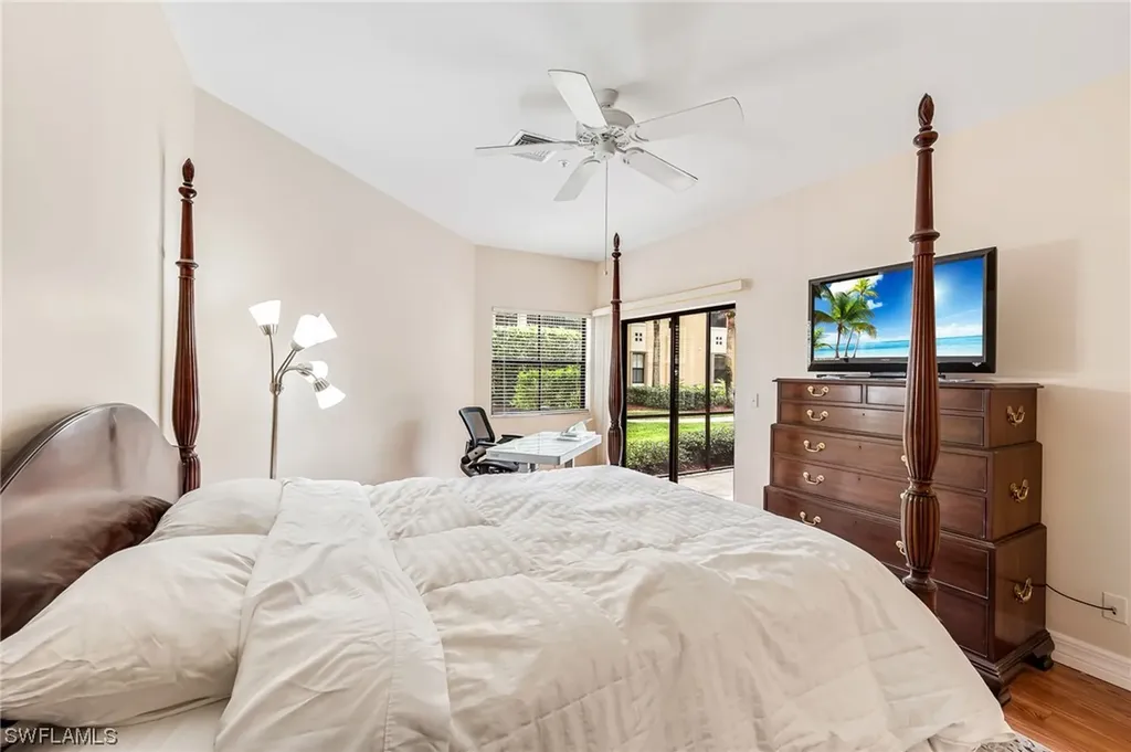 195 Vintage Circle Naples FL 34119