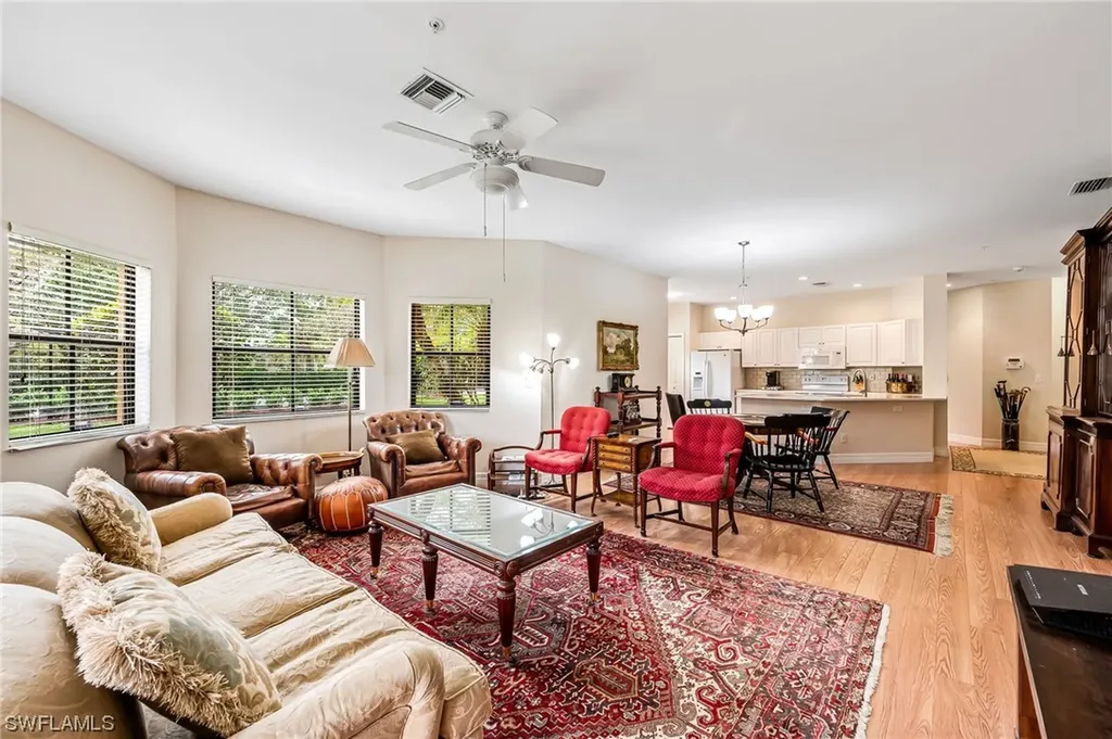 195 Vintage Circle Naples FL 34119