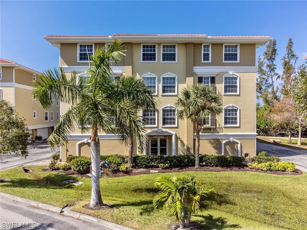 10060 Lake Cove Drive Fort Myers FL 33908
