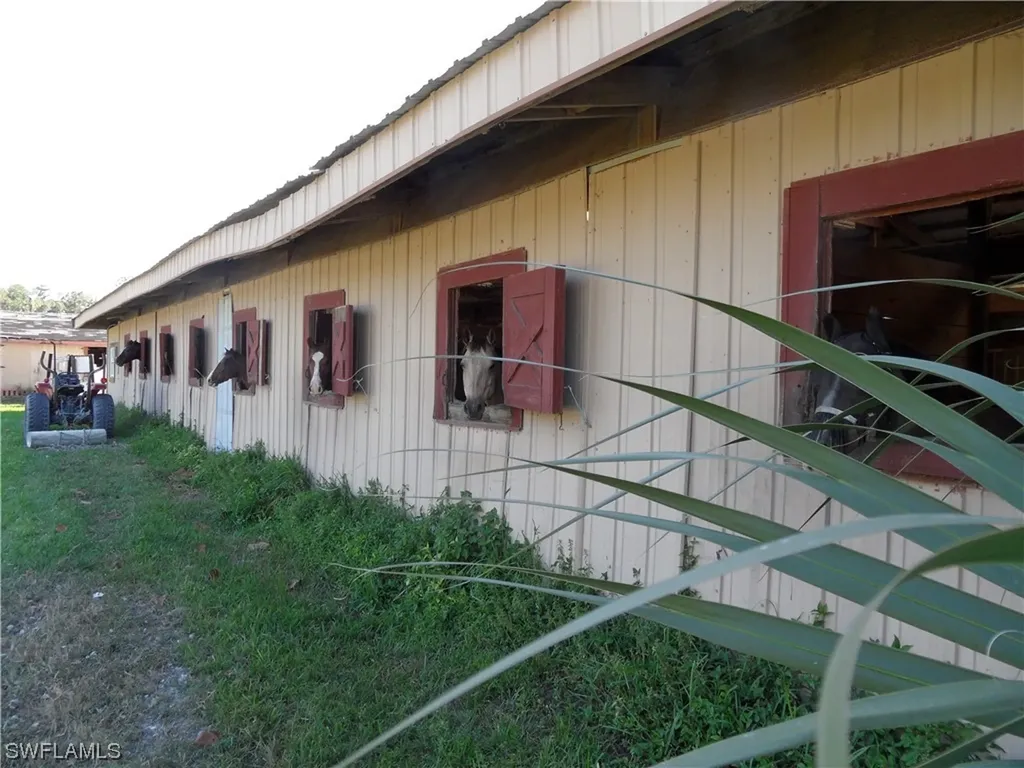 7200 Carousel Lane Fort Myers FL 33966