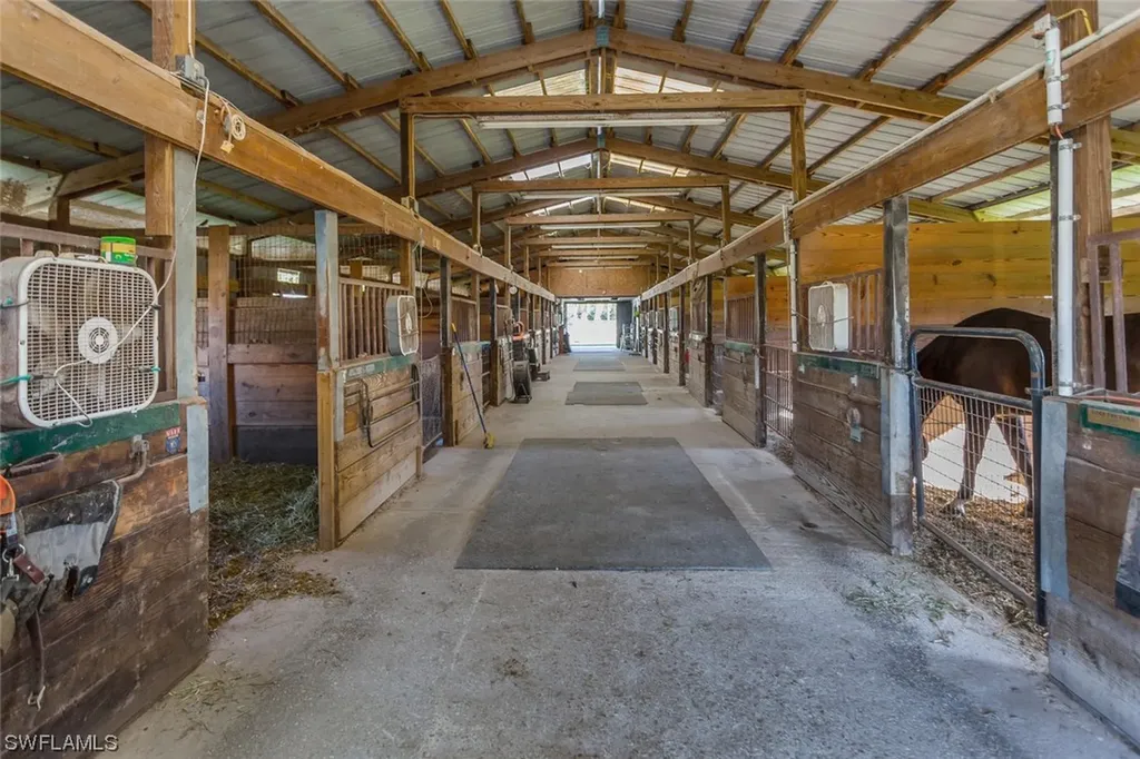 7200 Carousel Lane Fort Myers FL 33966