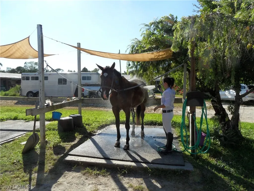 7200 Carousel Lane Fort Myers FL 33966