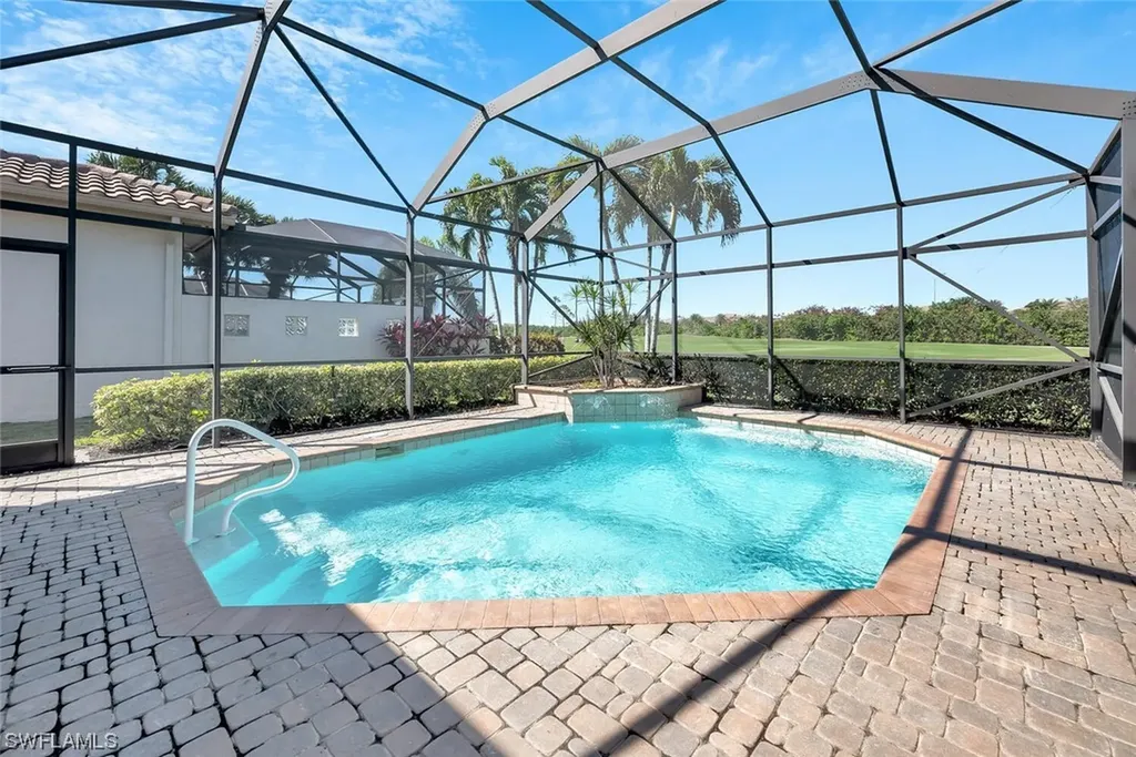 6039 Fairway Court Naples FL 34110
