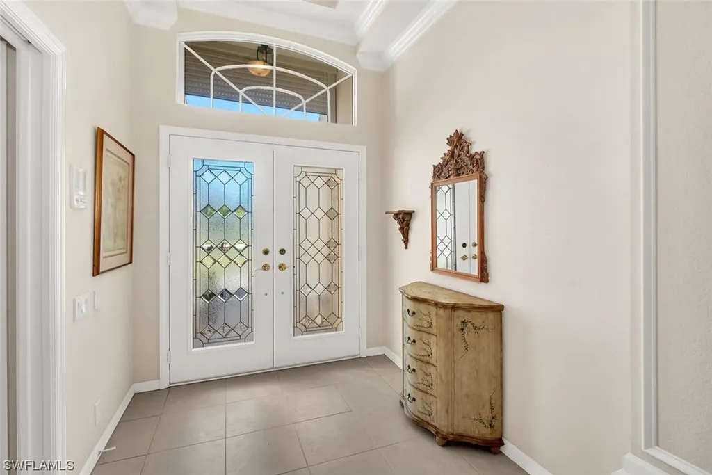 6039 Fairway Court Naples FL 34110