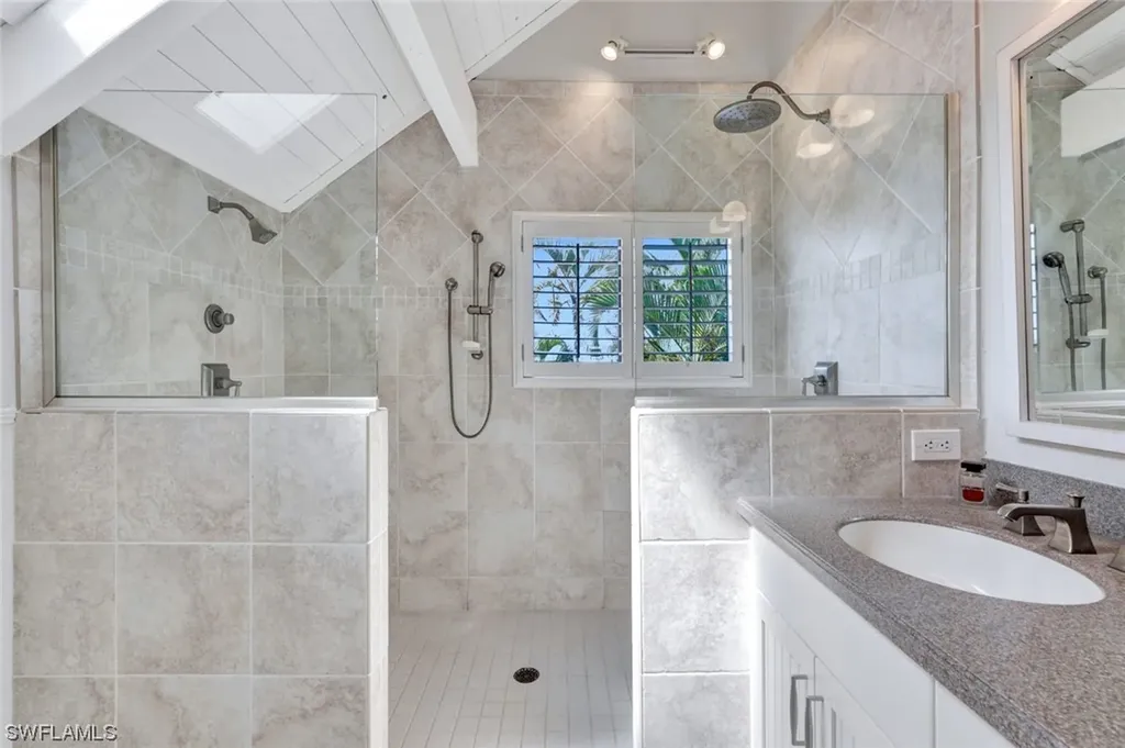 1283 Isabel Drive Sanibel FL 33957