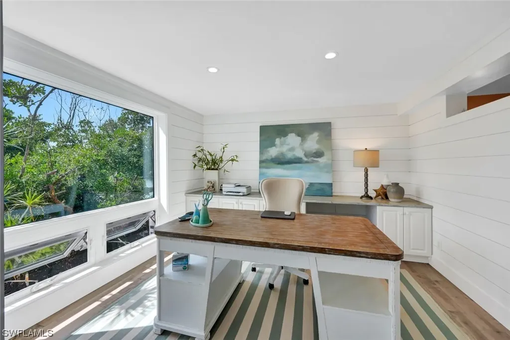 1283 Isabel Drive Sanibel FL 33957