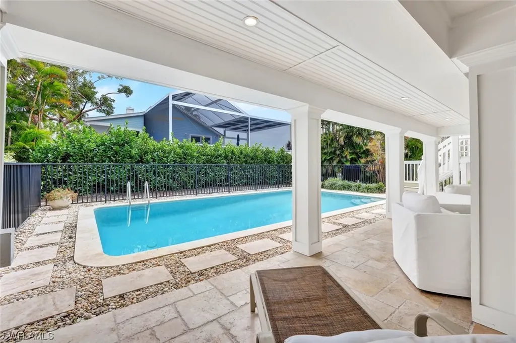 1283 Isabel Drive Sanibel FL 33957