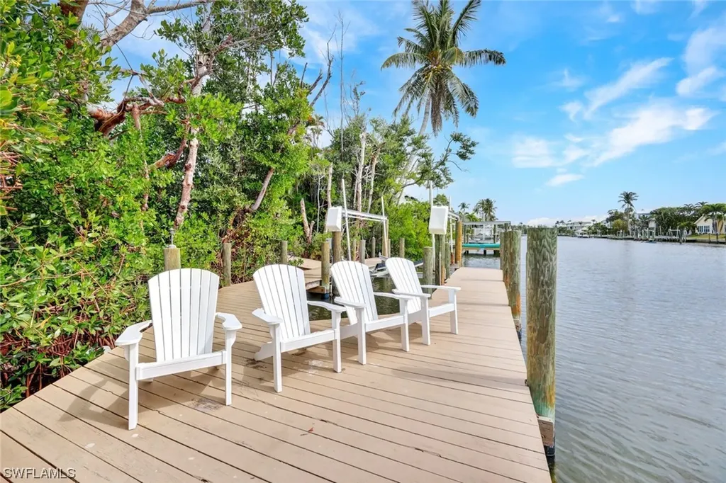 1283 Isabel Drive Sanibel FL 33957