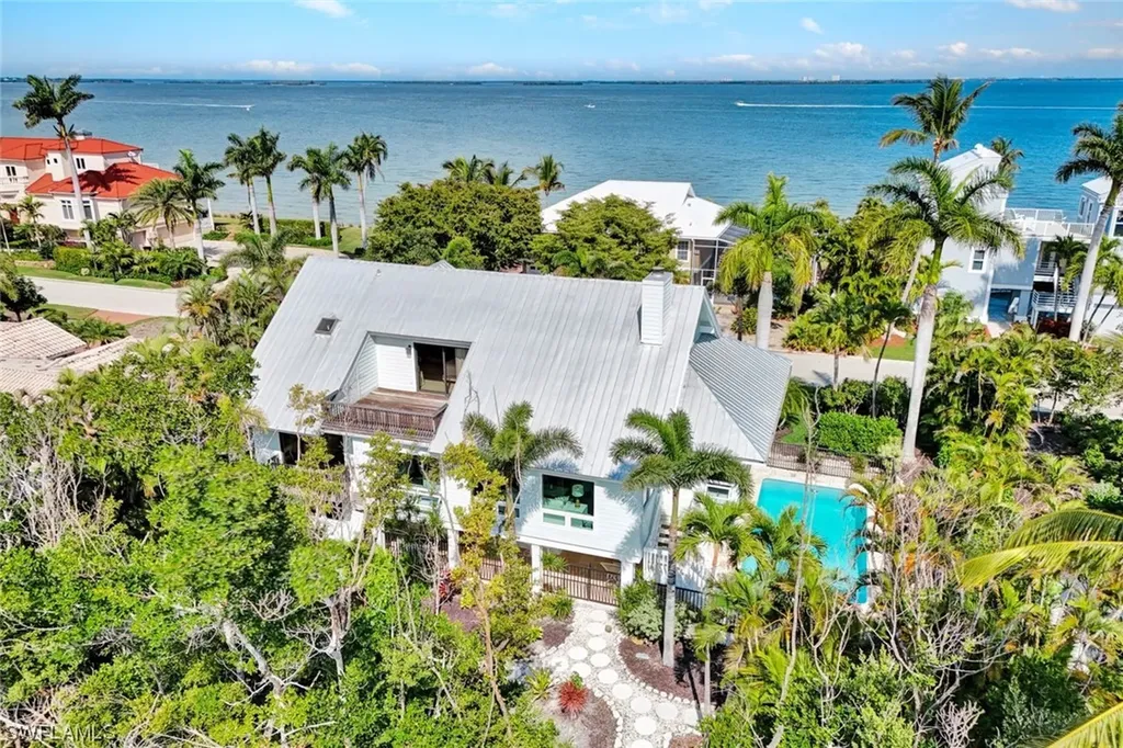 1283 Isabel Drive Sanibel FL 33957
