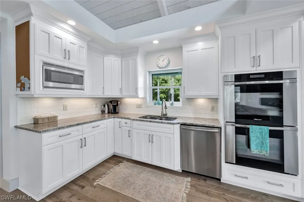 1283 Isabel Drive Sanibel FL 33957