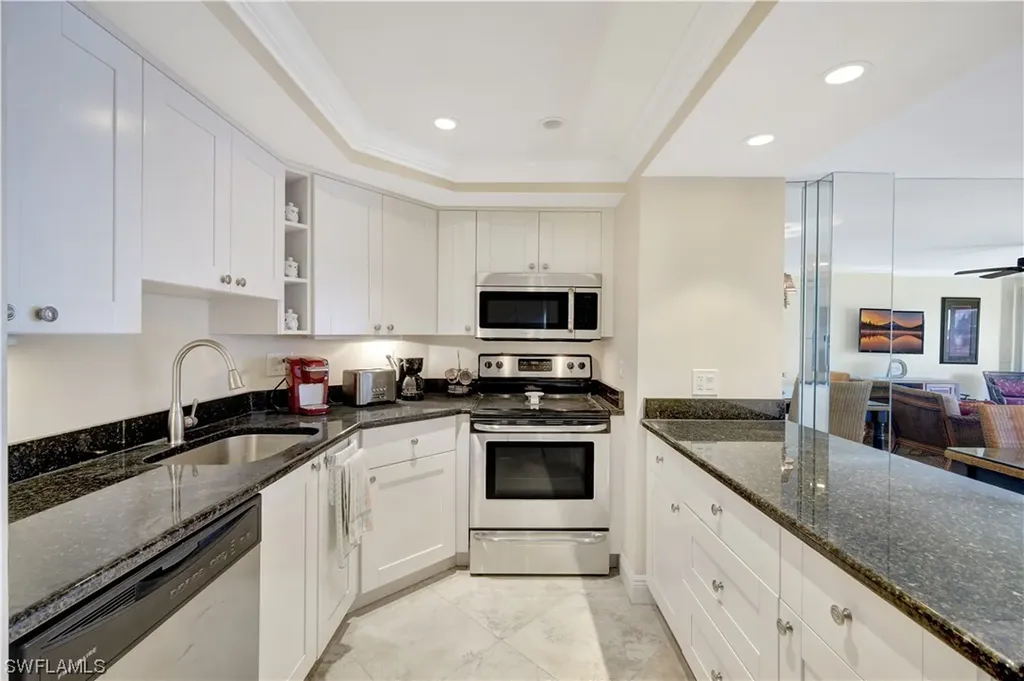 1 Bluebill Avenue Naples FL 34108