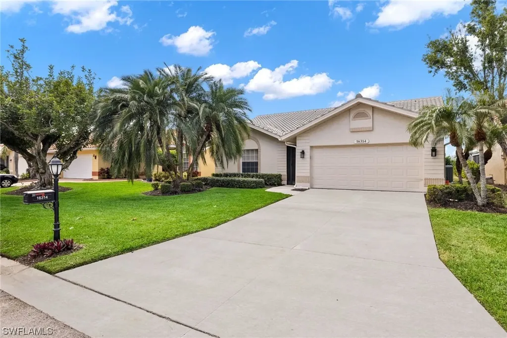 16314 Kelly Woods Drive Fort Myers FL 33908