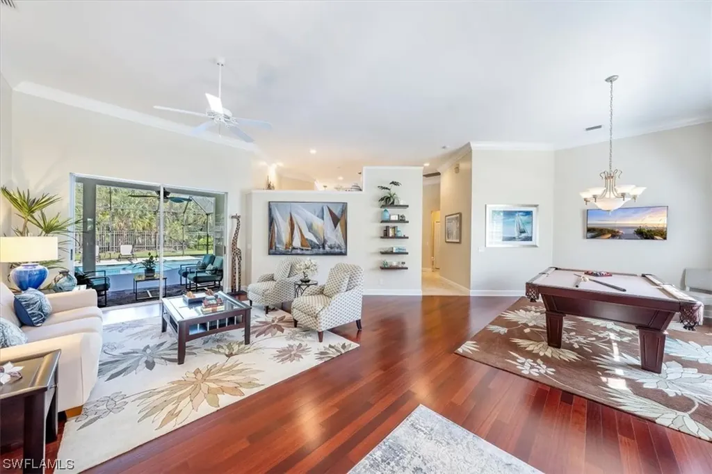 2121 Imperial Circle Naples FL 34110