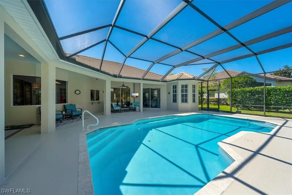 2121 Imperial Circle Naples FL 34110