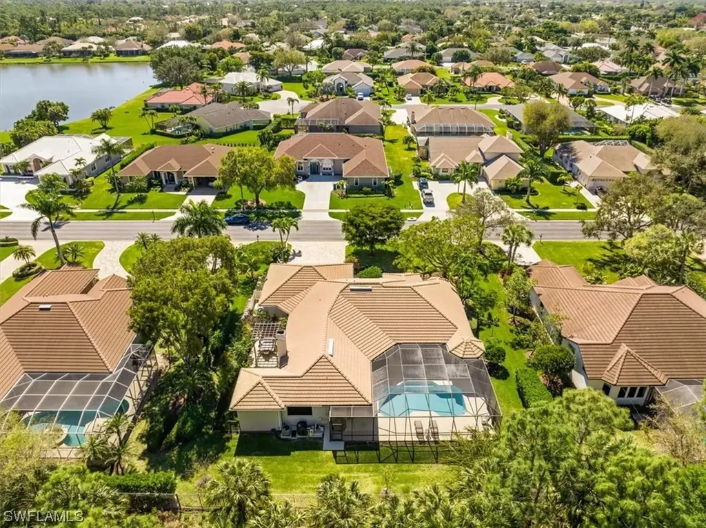 2121 Imperial Circle Naples FL 34110