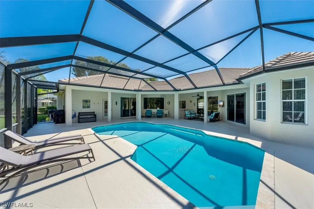 2121 Imperial Circle Naples FL 34110
