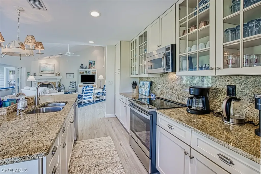 235 Daniel Drive Sanibel FL 33957