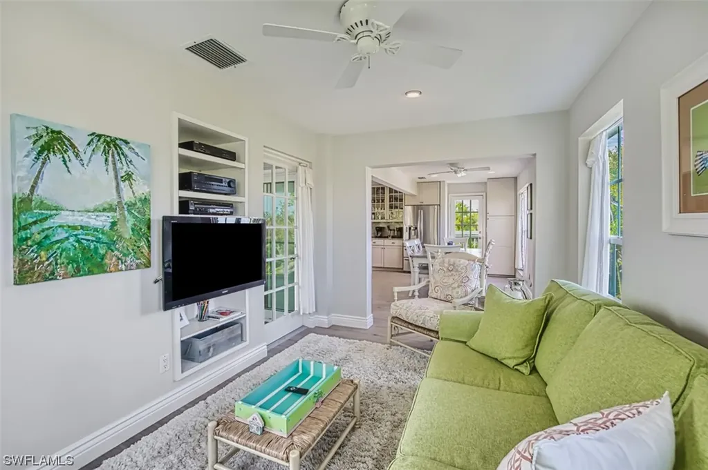 235 Daniel Drive Sanibel FL 33957