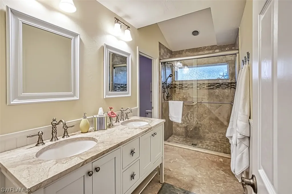 235 Daniel Drive Sanibel FL 33957