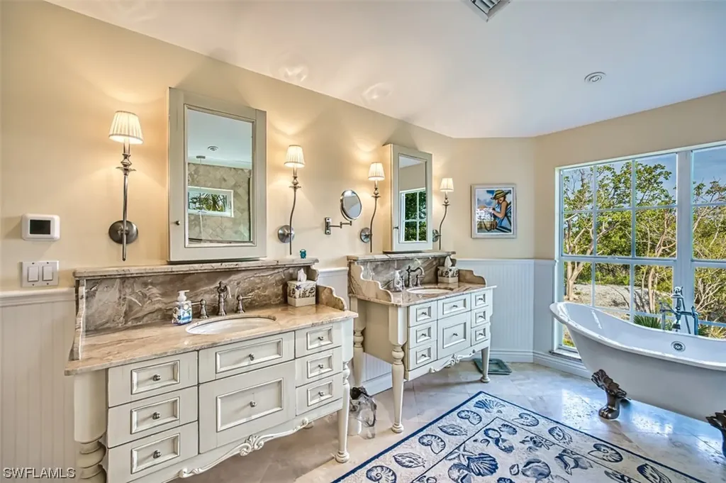 235 Daniel Drive Sanibel FL 33957