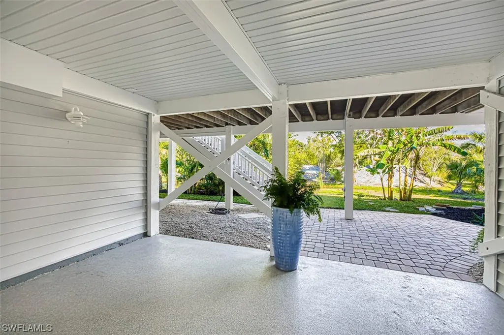 235 Daniel Drive Sanibel FL 33957