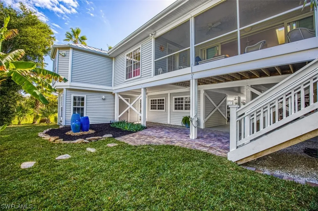 235 Daniel Drive Sanibel FL 33957