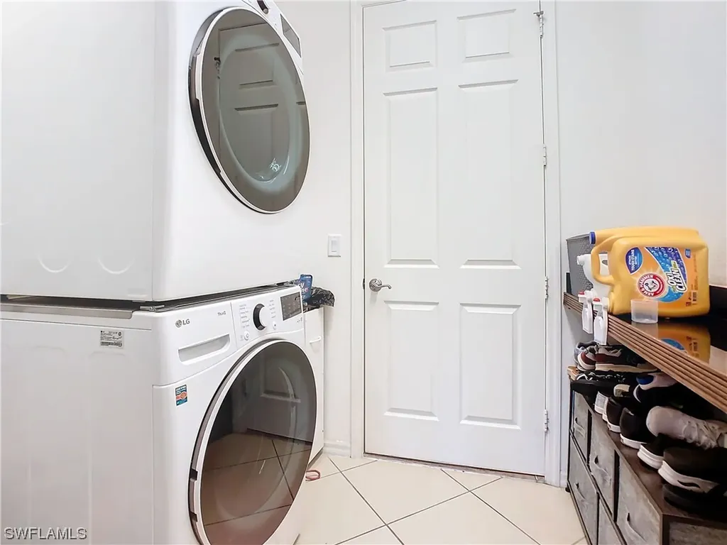 11893 Nalda Street Fort Myers FL 33912