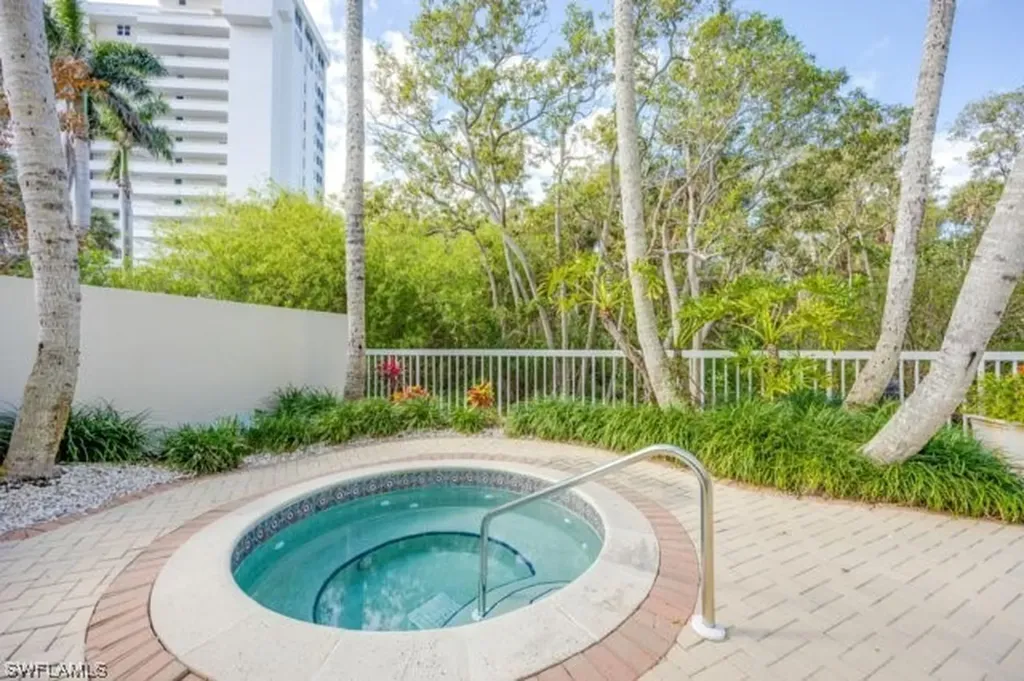 6573 Marissa Loop Naples FL 34108