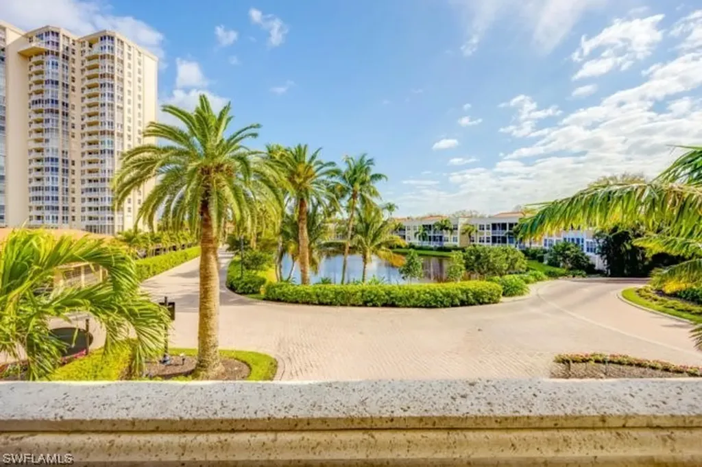 6573 Marissa Loop Naples FL 34108