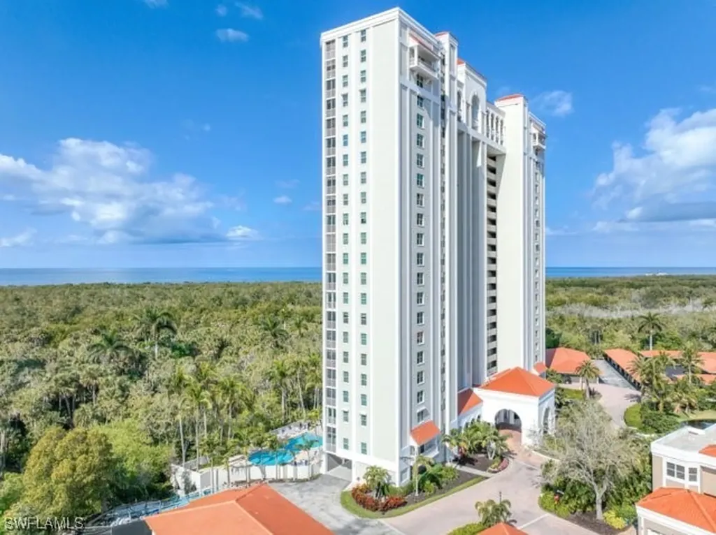 6573 Marissa Loop Naples FL 34108