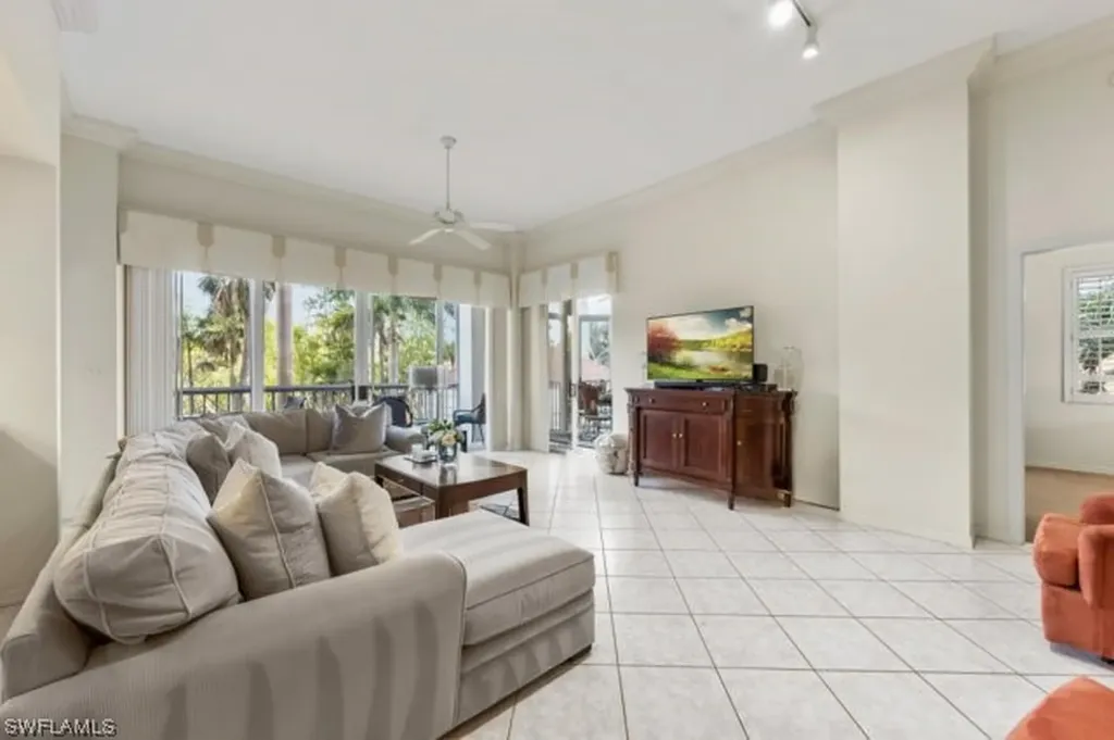 6573 Marissa Loop Naples FL 34108