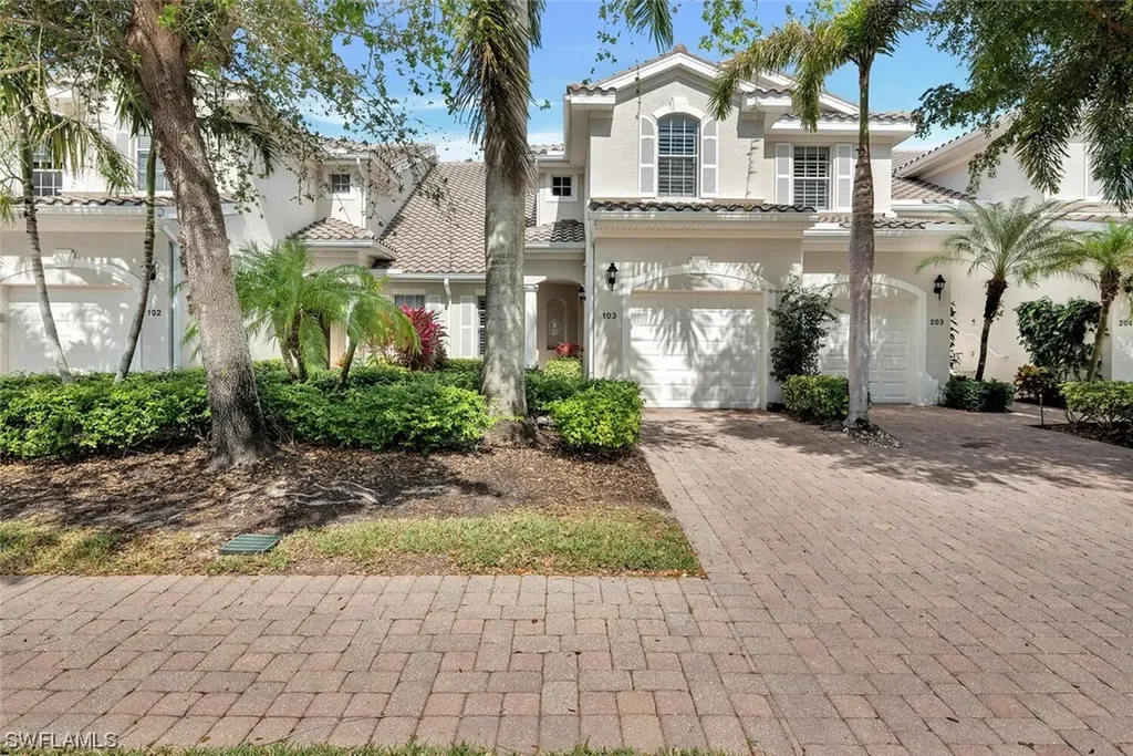 Naples FL, 12850 Carrington Circle, Unit 6-103