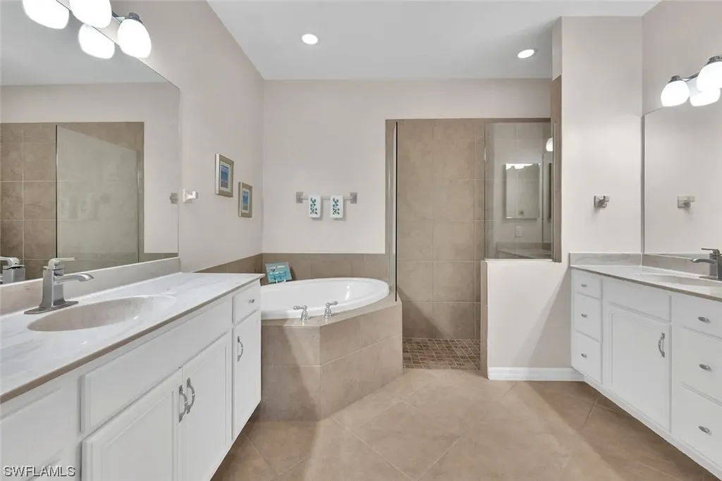 12850 Carrington Circle Naples FL 34105