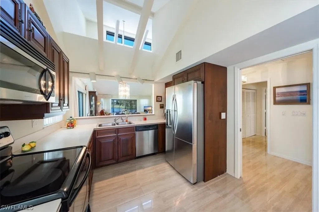 13272 Wedgefield Drive Naples FL 34110