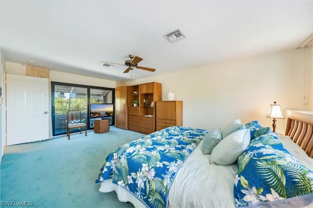 13272 Wedgefield Drive Naples FL 34110